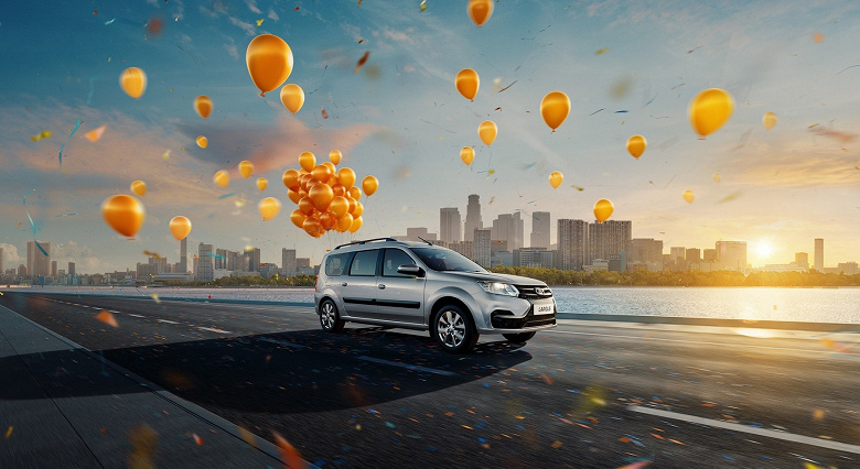 Вместительный универсал &mdash; всего 1,66 млн рублей. В России стартовали продажи нового Lada Largus